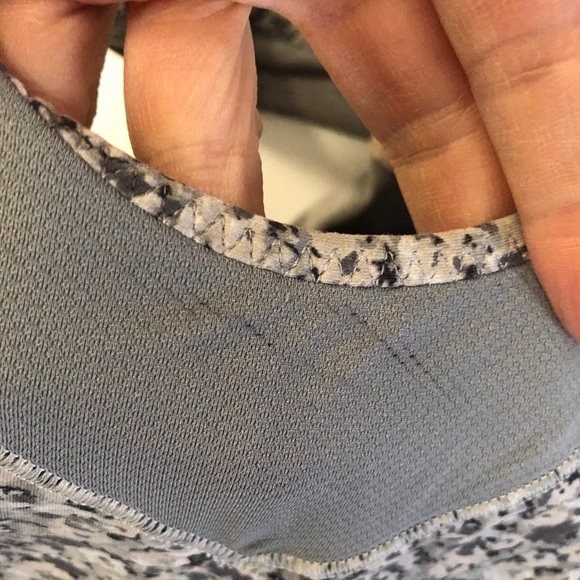 Lululemon Tank Pattern Grey - Picture 8 of 10